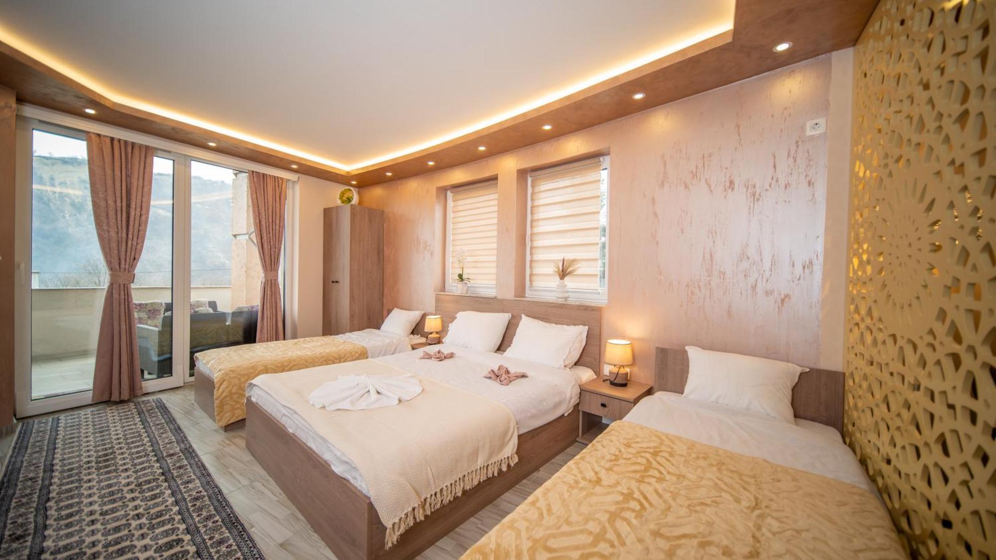 Sm Exclusive Apartments Visoko Ngoại thất bức ảnh
